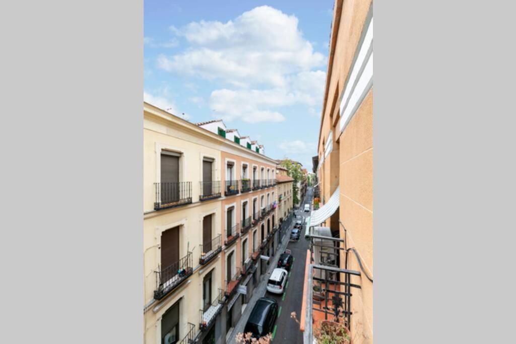 مدريد Homeabout La Latina Apartment المظهر الخارجي الصورة